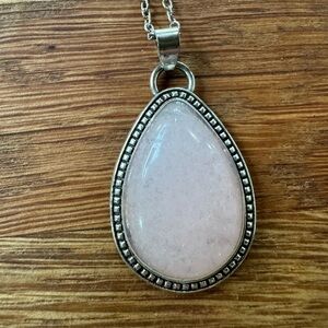 Vintage style rose pendant necklace